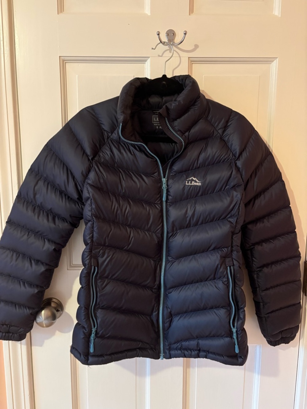 L.L. Bean Ultralight 850 Down Jacket